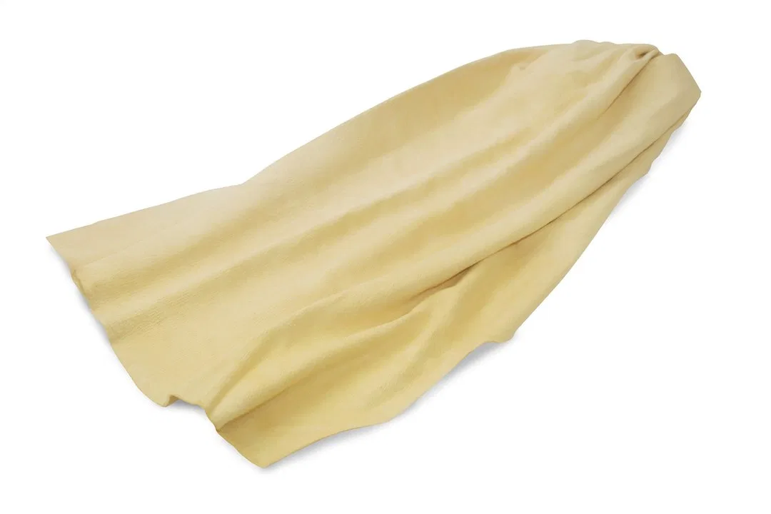 40203AS – CARRAND Chamois, 3.5 Square Feet Tan Sheepskin